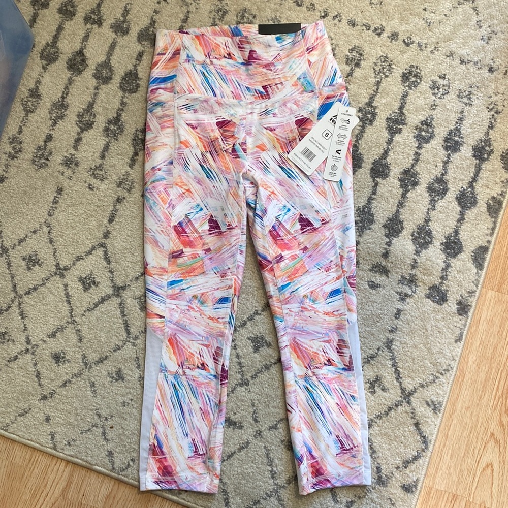 Capri Length High Wasted Yoga Pants with Pockets